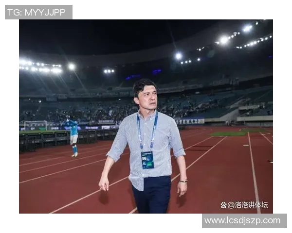 前国脚谢晖生活幸福再婚娶外国娇妻育帅气混血儿子家庭美满温馨 前国脚谢晖生活幸福再婚娶外国娇妻育帅气混血儿子家庭美满温馨